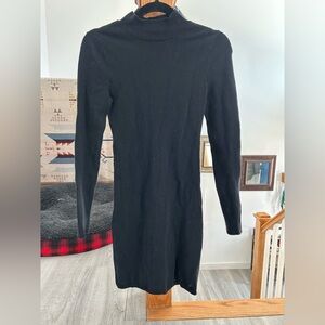 Abercrombie & Fitch Black Long Sleeve Dress